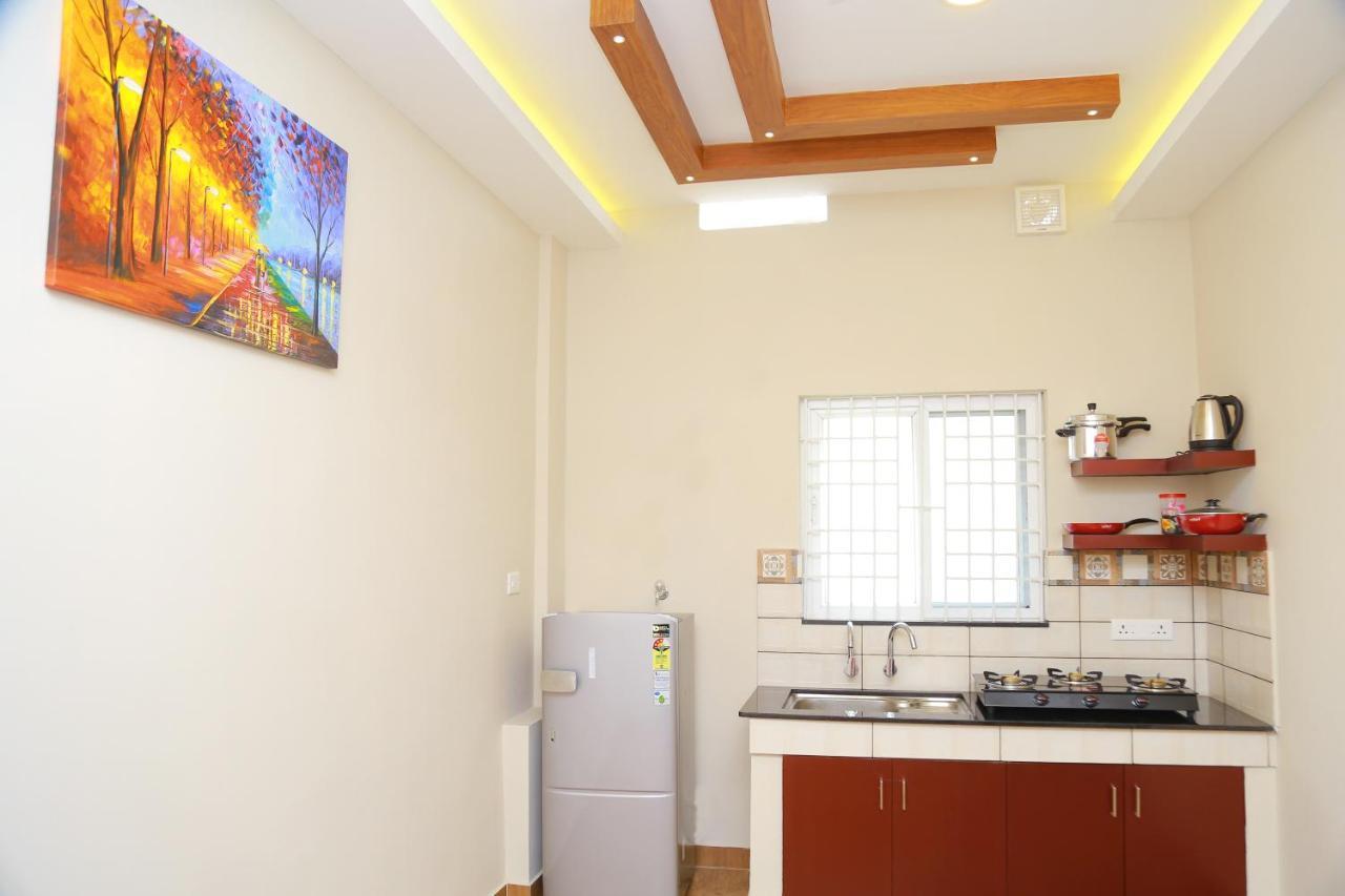 מלון Kochi Metro Residency מראה חיצוני תמונה