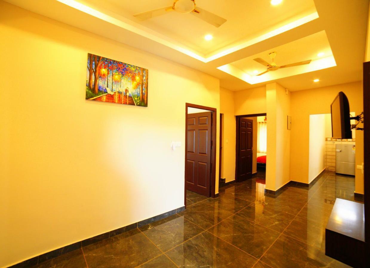 מלון Kochi Metro Residency מראה חיצוני תמונה